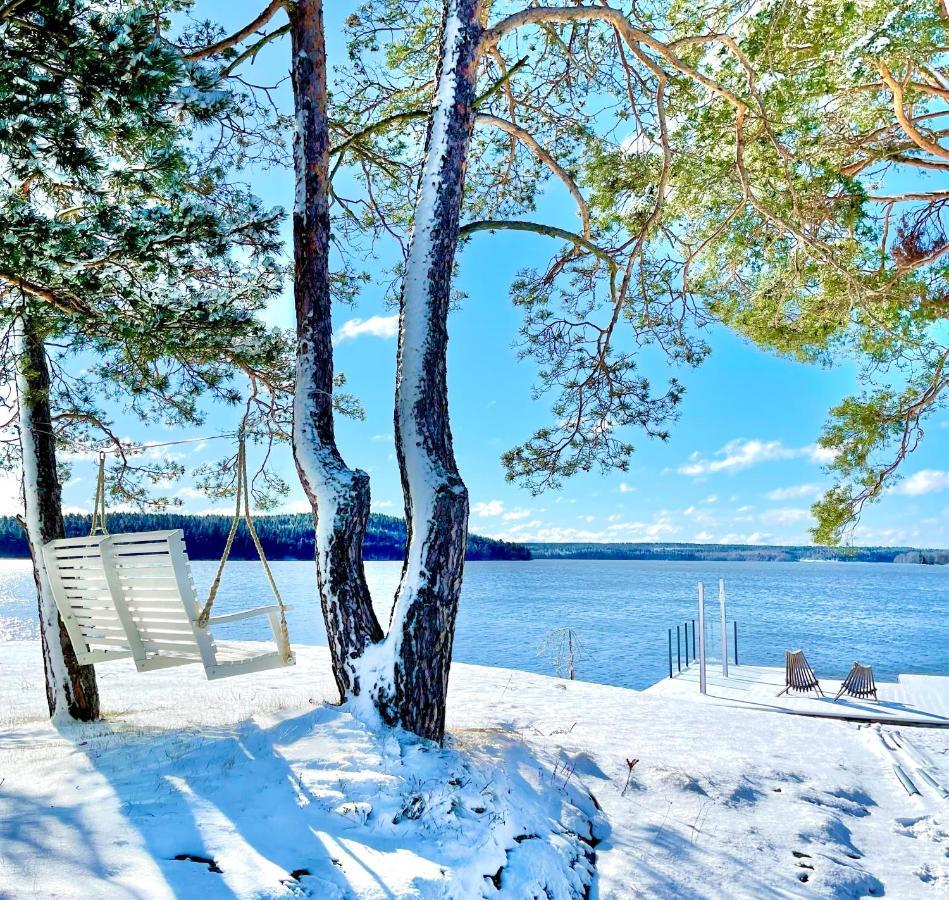 Bastuviken Bed And Breakfast Uppsala Exterior photo
