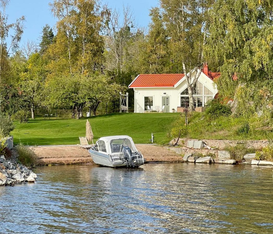 Bastuviken Bed And Breakfast Uppsala Exterior photo