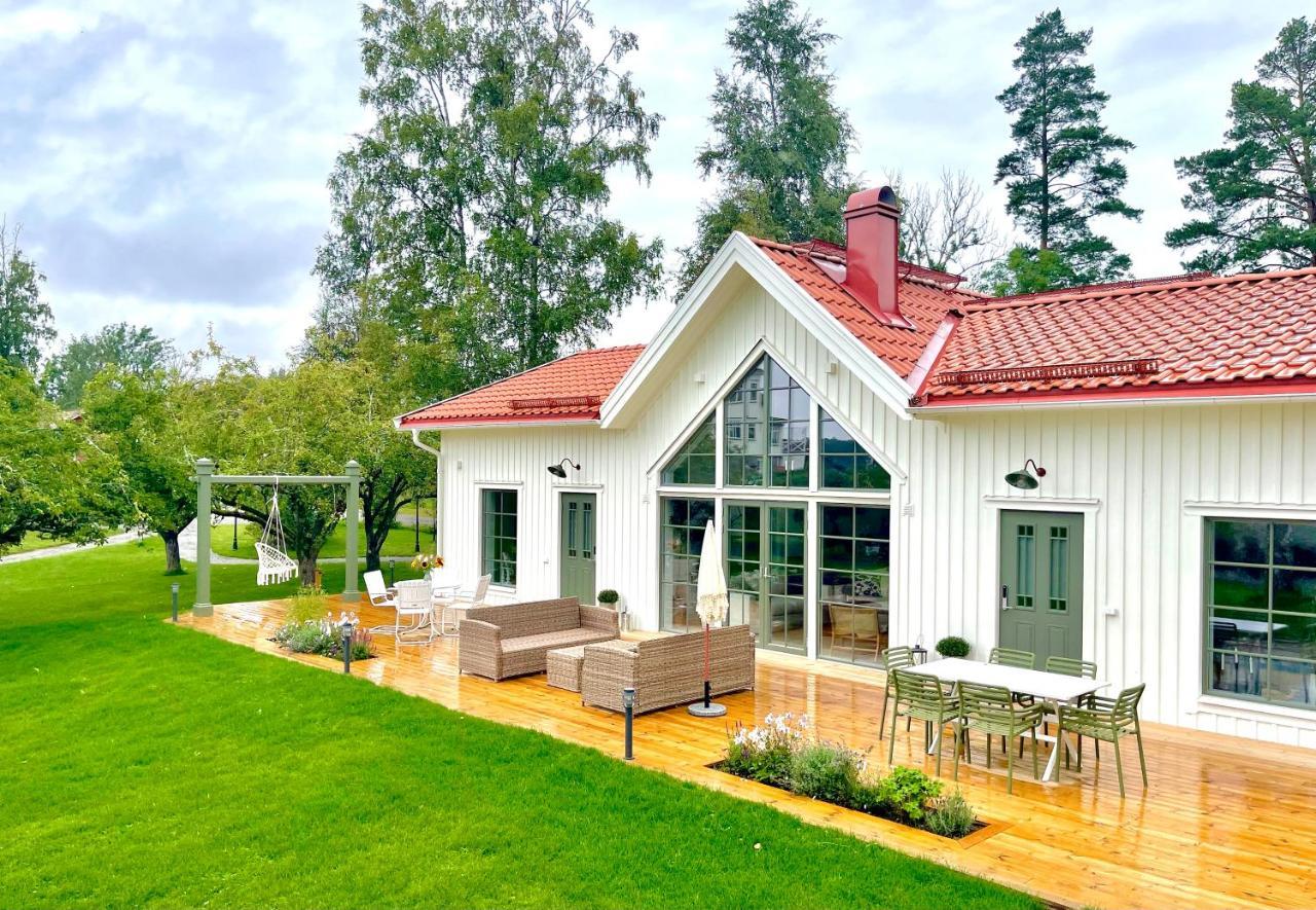 Bastuviken Bed And Breakfast Uppsala Exterior photo