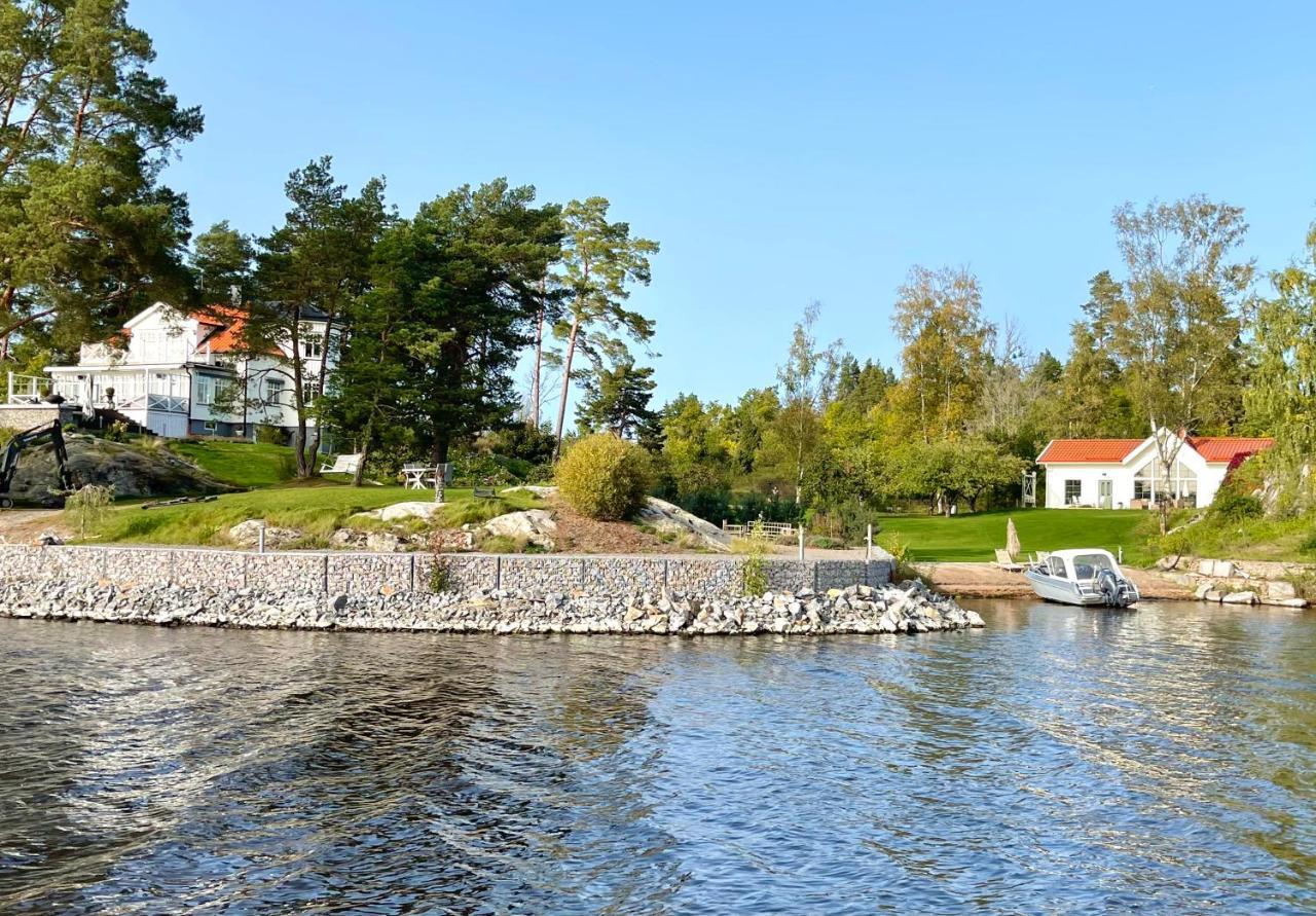 Bastuviken Bed And Breakfast Uppsala Exterior photo